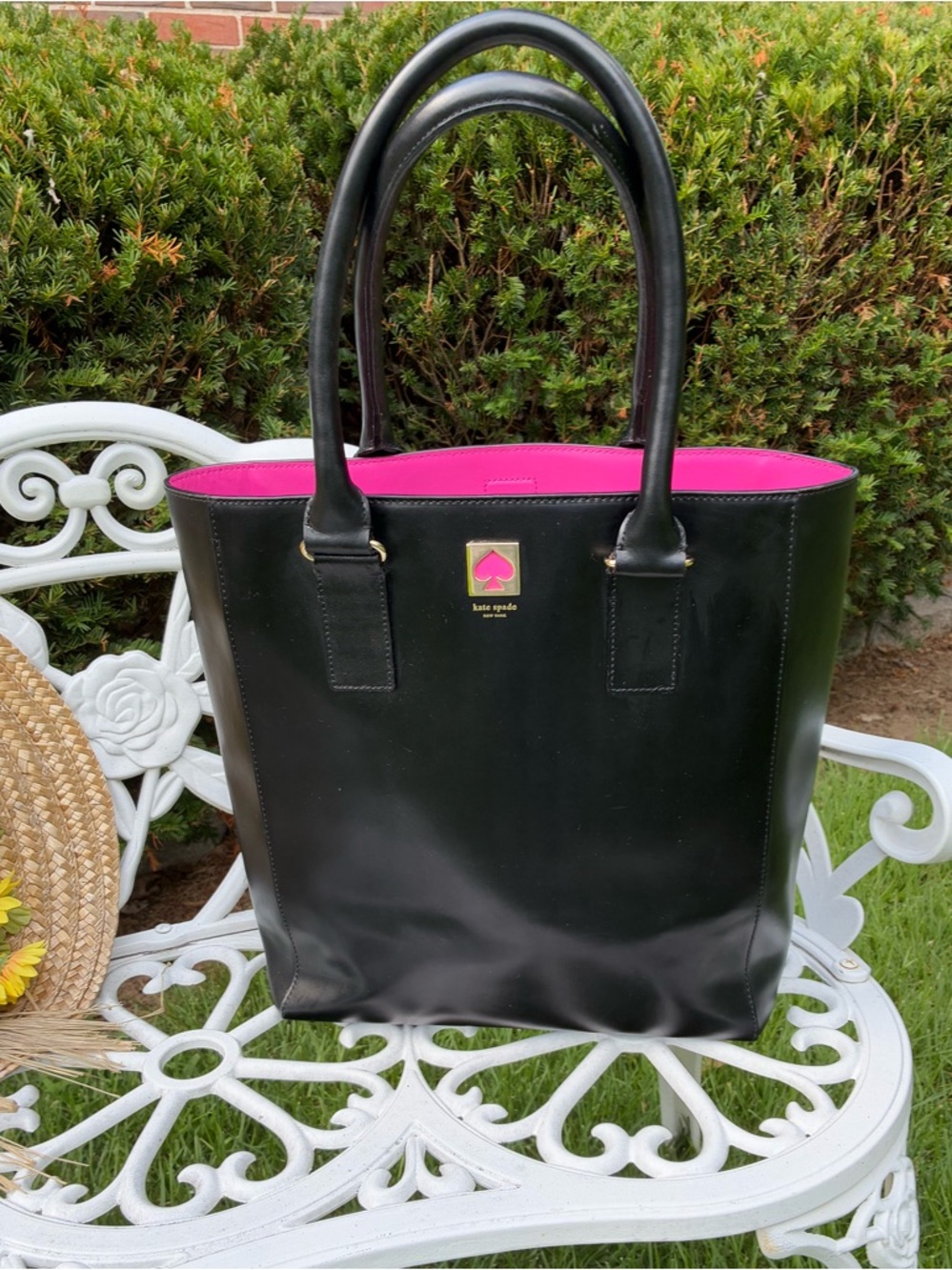 Kate Spade Extra Large Black Leather Tote/Shoulder Bag Pink Interior EUC! - Picture 2 of 15